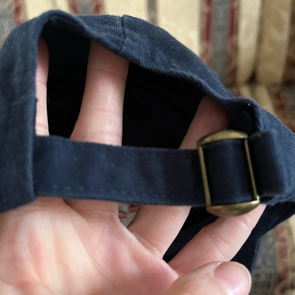 Ladies/small FBI hat with adjustable band - Picture 4 of 7